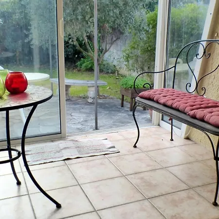 T5 House With Wifi - Garden And Terrace Holiday home