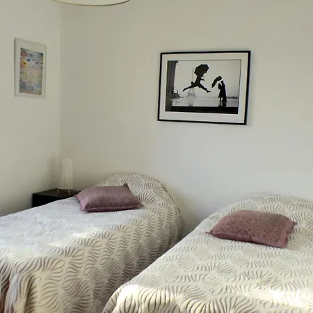 T5 House With Wifi - Garden And Terrace *